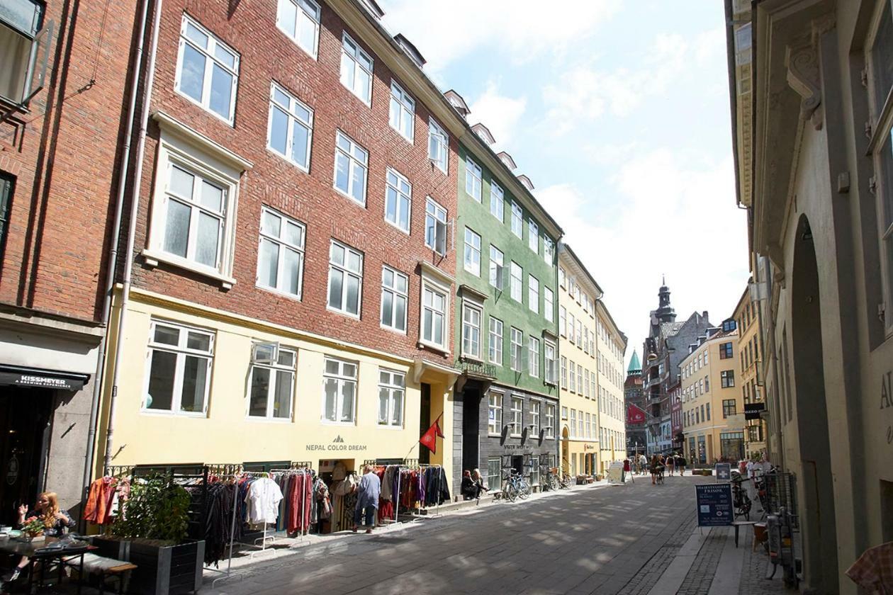Rosengarden 8, 2 Sal København